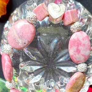 Rhodonite precious stones with a silver in color HEART Bracelet